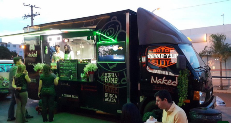 Food trucks ganham força e impulsionam economia noturna em Belém